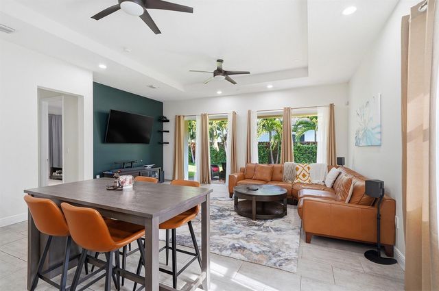 15155 SW 176th Lane, Miami, FL 33187