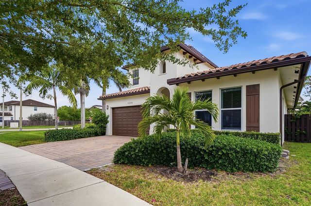15155 SW 176th Lane, Miami, FL 33187