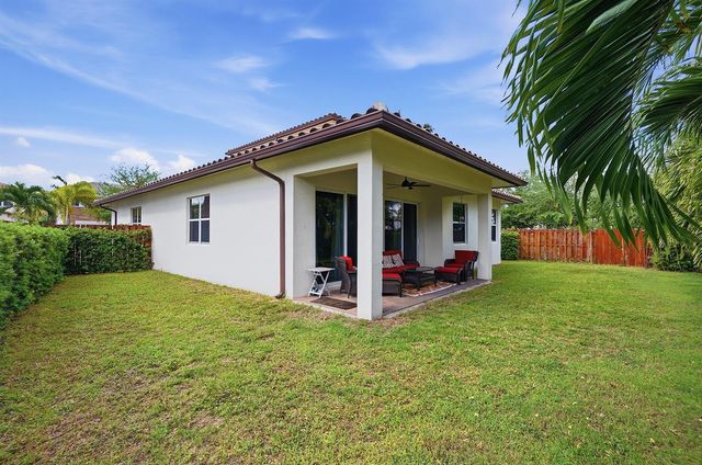 15155 SW 176th Lane, Miami, FL 33187