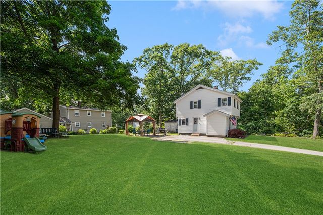22 Clyde Street, Blackstone, MA 01504