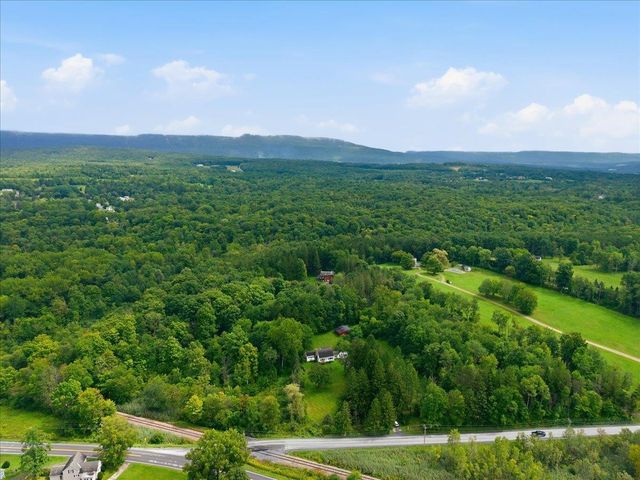 57 Paran Road, Shaftsbury, VT 05262