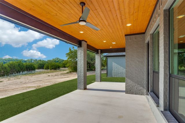 1037 Woodland Road, Weatherford, TX 76088