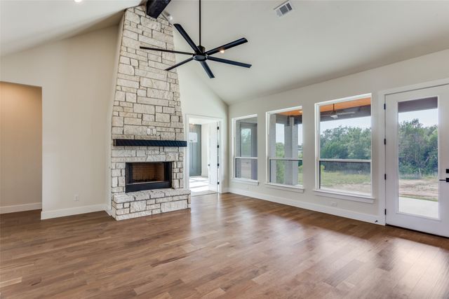 1037 Woodland Road, Weatherford, TX 76088