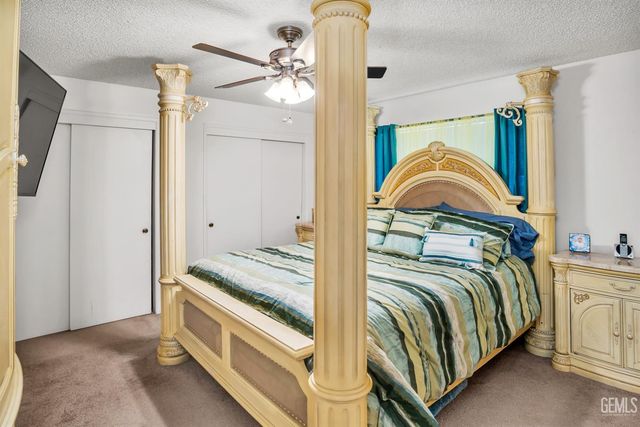 5400 Cherry Tree Lane, Bakersfield, CA 93309