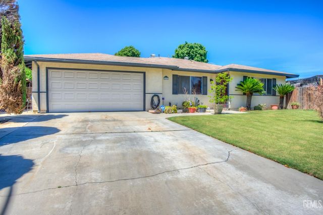 5400 Cherry Tree Lane, Bakersfield, CA 93309