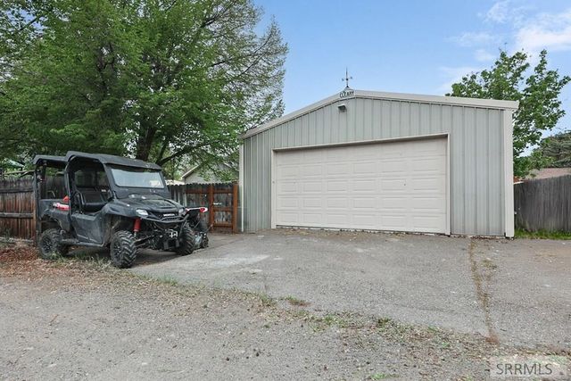 116 N Fremont Ave, Sugar City, ID 83448