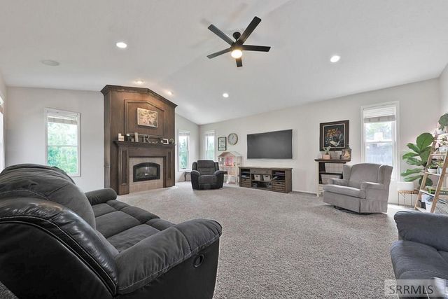 116 N Fremont Ave, Sugar City, ID 83448