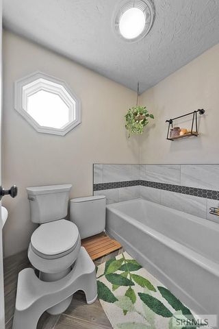 116 N Fremont Ave, Sugar City, ID 83448