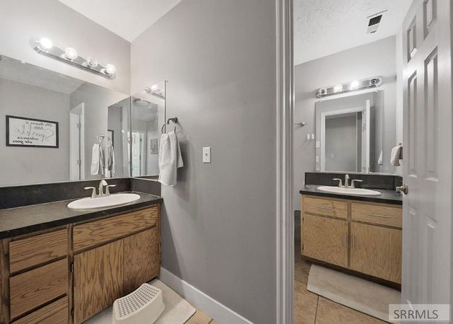116 N Fremont Ave, Sugar City, ID 83448