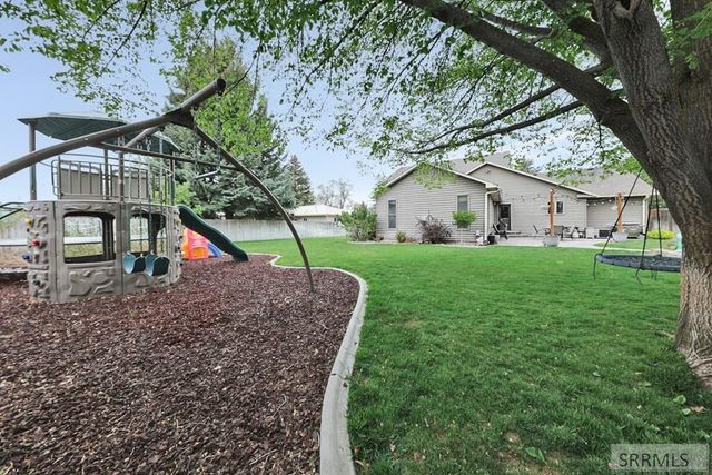 116 N Fremont Ave, Sugar City, ID 83448