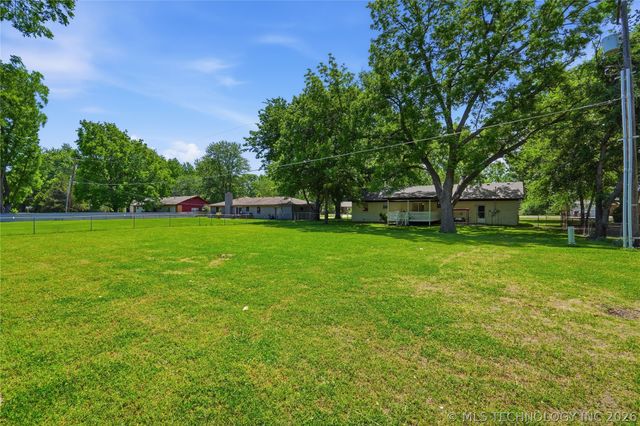 8111 E 124th Street S, Bixby, OK 74008