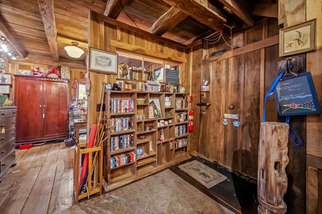 1195 SHIPMAN CREEK ROAD, Wartrace, TN 37183