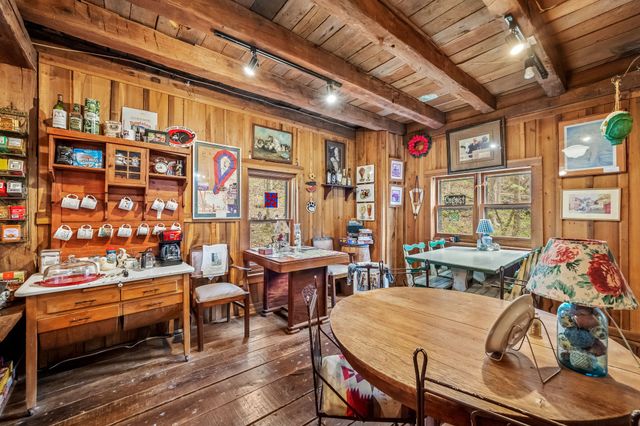 1195 SHIPMAN CREEK ROAD, Wartrace, TN 37183