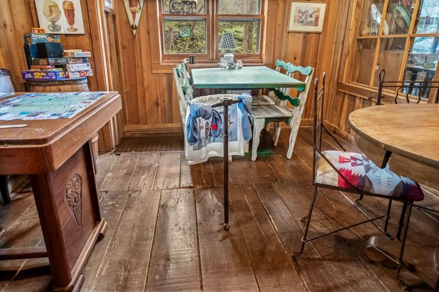 1195 SHIPMAN CREEK ROAD, Wartrace, TN 37183