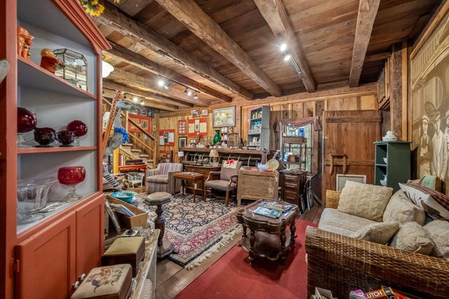 1195 SHIPMAN CREEK ROAD, Wartrace, TN 37183