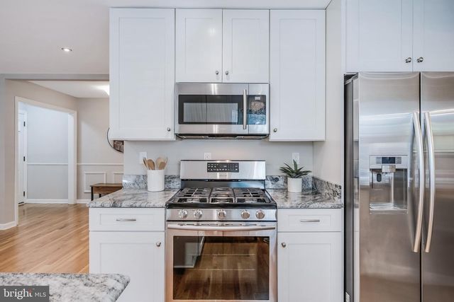 2521 FOWLERS LN, Reston, VA 20191
