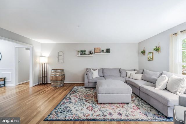 2521 FOWLERS LN, Reston, VA 20191