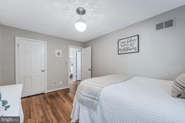 2521 FOWLERS LN, Reston, VA 20191