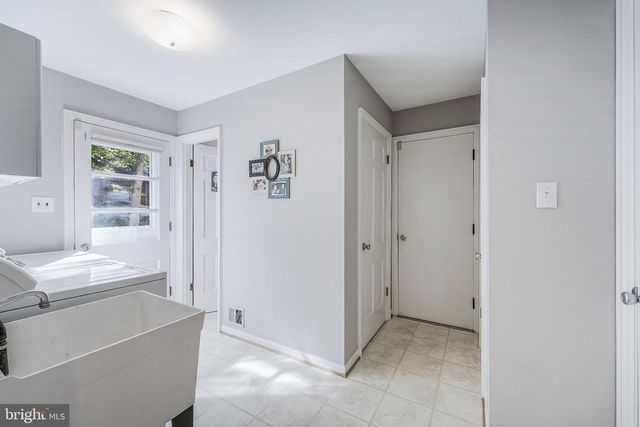 2521 FOWLERS LN, Reston, VA 20191