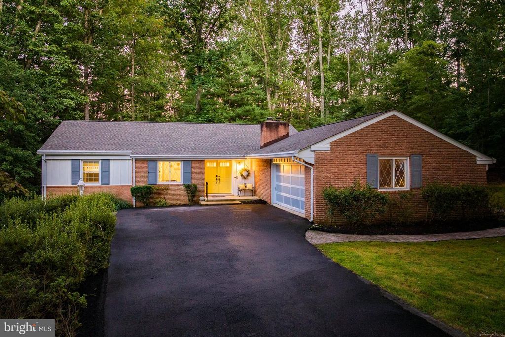2521 FOWLERS LN, Reston, VA 20191