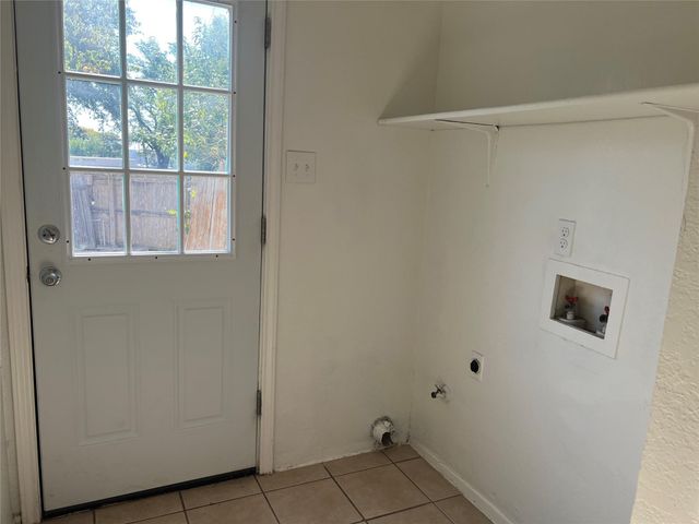 905 Chisholm CV, Round Rock, TX 78681