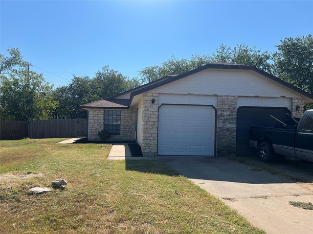 905 Chisholm CV, Round Rock, TX 78681
