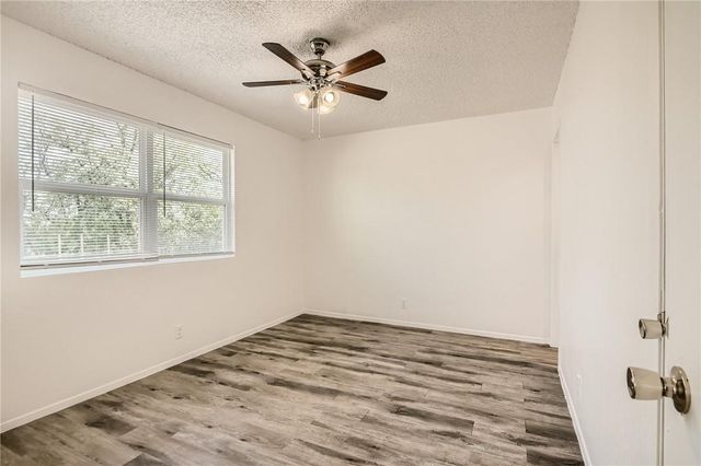 905 Chisholm CV, Round Rock, TX 78681