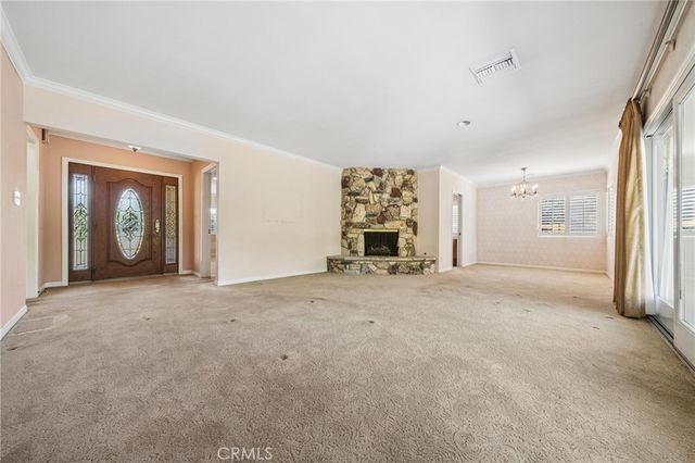 23428 Oakrun Lane, Newhall, CA 91321