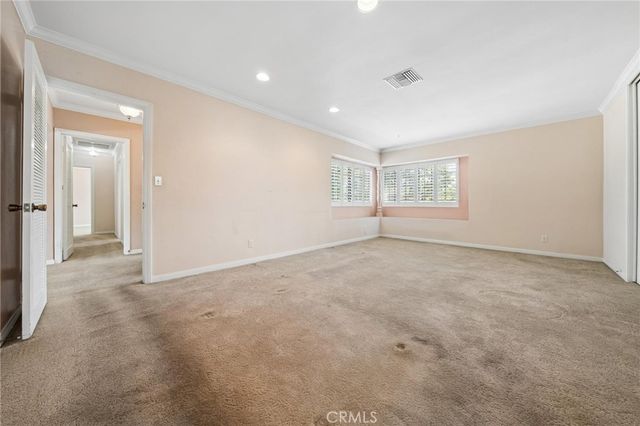 23428 Oakrun Lane, Newhall, CA 91321