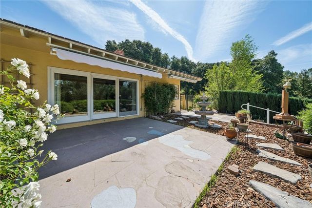 23428 Oakrun Lane, Newhall, CA 91321