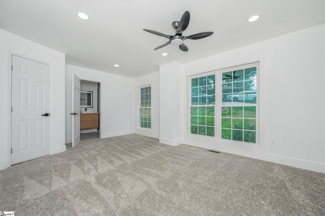 101 Ashford Avenue, Greenville, SC 29609