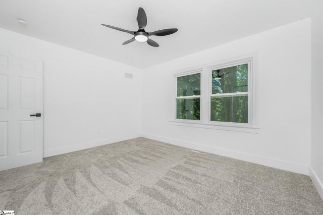 101 Ashford Avenue, Greenville, SC 29609