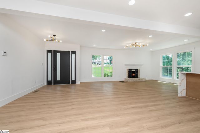 101 Ashford Avenue, Greenville, SC 29609