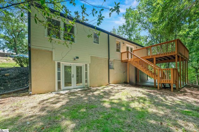 101 Ashford Avenue, Greenville, SC 29609