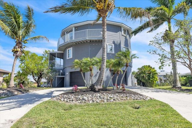 24262 CAPTAIN KIDD BOULEVARD, Punta Gorda, FL 33955