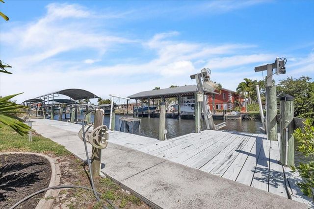 24262 CAPTAIN KIDD BOULEVARD, Punta Gorda, FL 33955