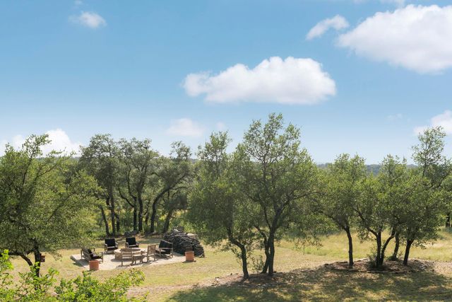 21311 Hamilton Pool RD, Dripping Springs, TX 78620