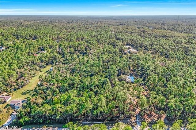 22nd AVE NW, Naples, FL 34120
