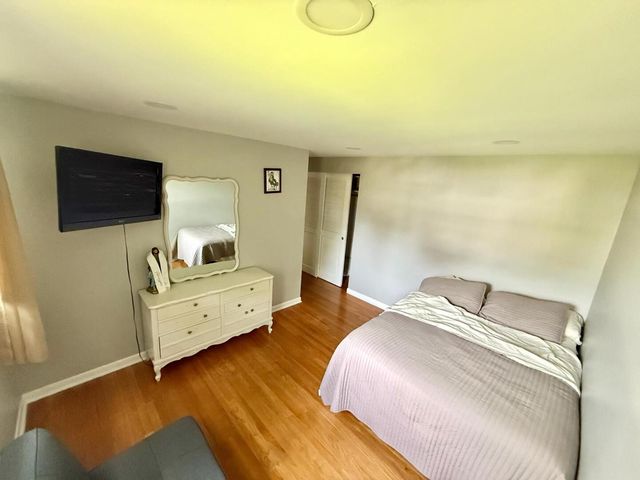 1622 S Surrey Ridge Drive, Arlington Heights, IL 60005