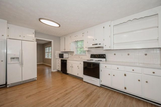 1763 Sherman 0, Kennesaw, GA 30152