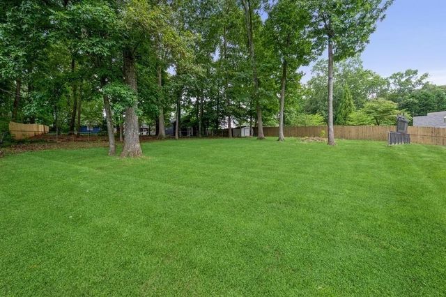 1763 Sherman 0, Kennesaw, GA 30152