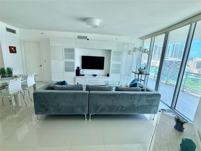 350 S Miami Ave 1601, Miami, FL 33130