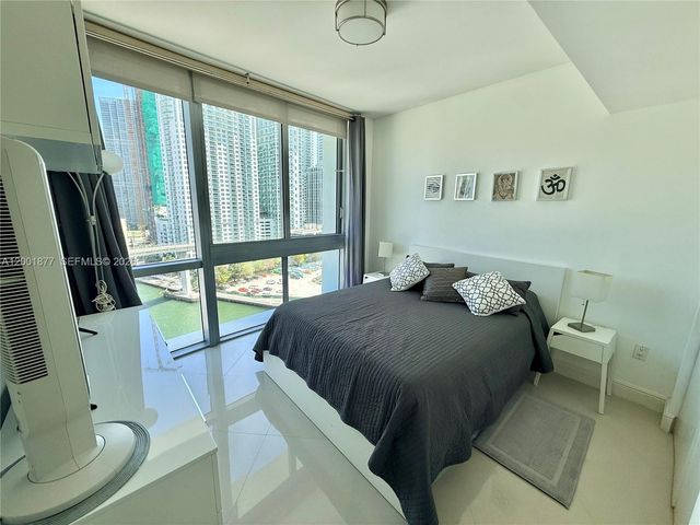 350 S Miami Ave 1601, Miami, FL 33130