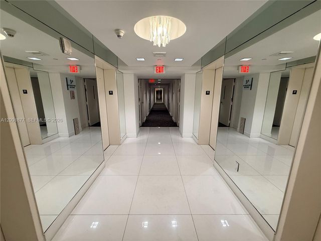 350 S Miami Ave 1601, Miami, FL 33130