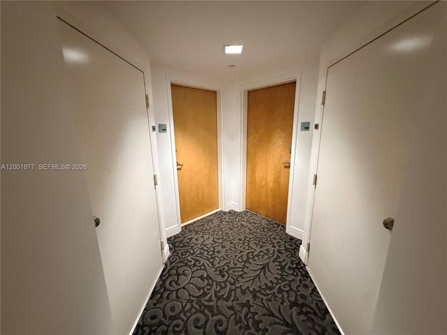 350 S Miami Ave 1601, Miami, FL 33130