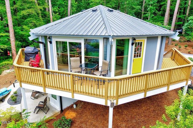 819 & 818 Hilltop Circle, Sanford, NC 27332
