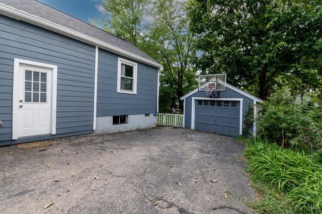 3811 Simpson Avenue, Fairfax, OH 45227