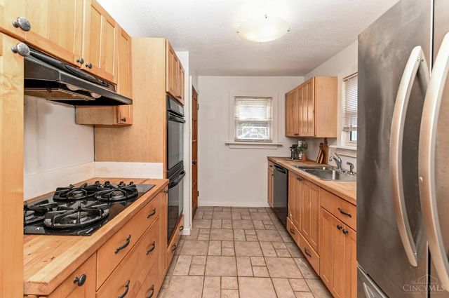 3811 Simpson Avenue, Fairfax, OH 45227