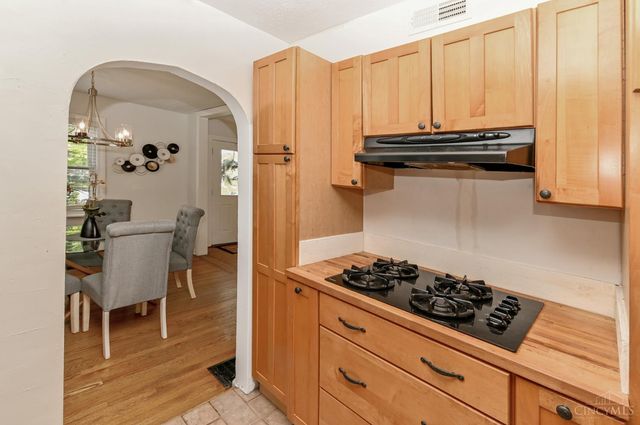 3811 Simpson Avenue, Fairfax, OH 45227