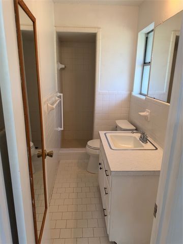 504 Austin Drive, Mineral Wells, TX 76067